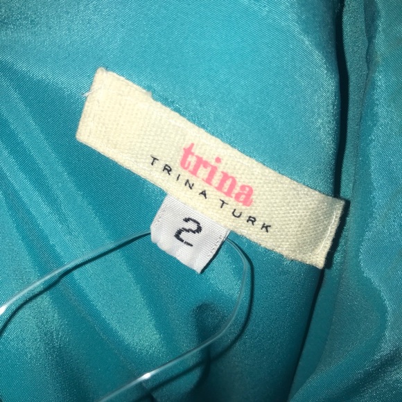 Dress - Picture 3 of 3